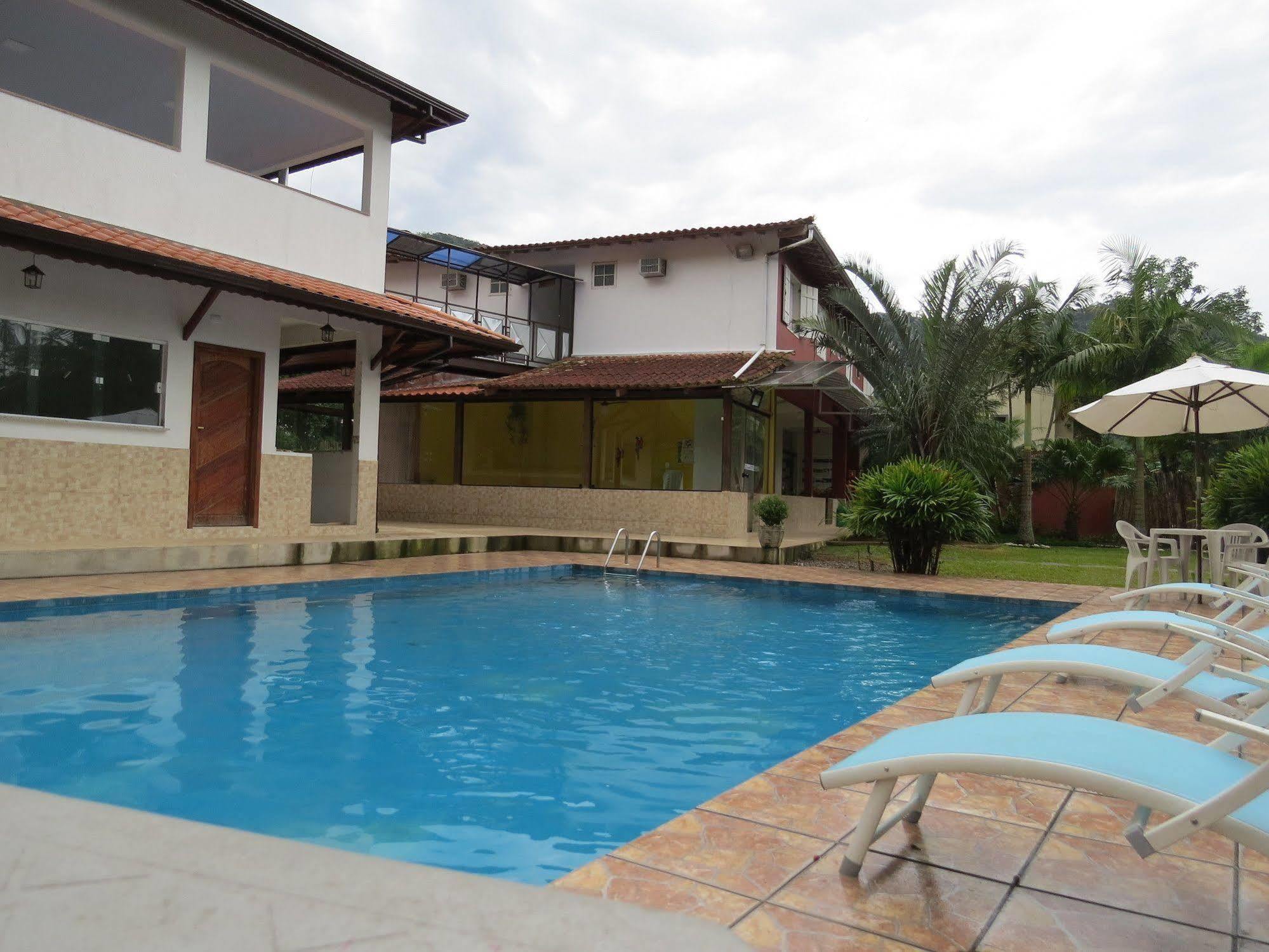 Cantinho Do Sossego Paraty Tem Piscina Com Vista Pra Montanha, Salao De Jogos, Cafe Da Manha, Estacionamento, Gerador De Energia, Proximo As Principais Praias, Ilhas E Cachoeiras