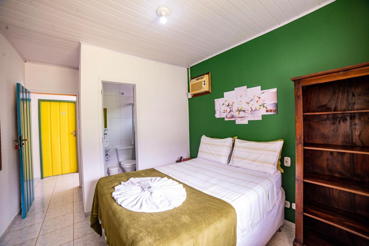Cantinho Do Sossego Paraty Tem Piscina Com Vista Pra Montanha, Salao De Jogos, Cafe Da Manha, Estacionamento, Gerador De Energia, Proximo As Principais Praias, Ilhas E Cachoeiras