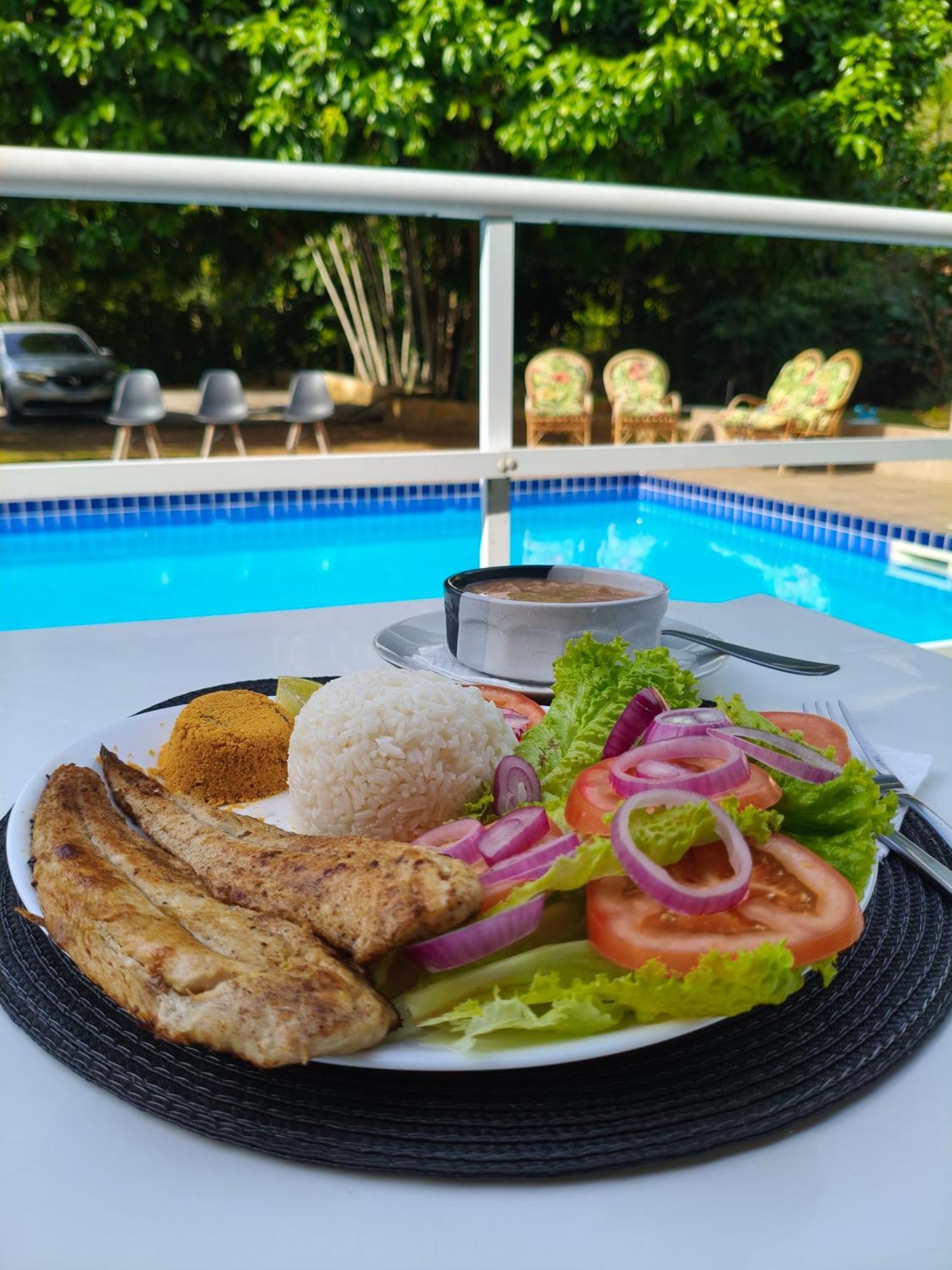 Inn Cantinho Do Sossego Paraty Tem Piscina Com Vista Pra Montanha, Salao De Jogos, Cafe Da Manha, Estacionamento, Gerador De Energia, Proximo As Principais Praias, Ilhas E Cachoeiras